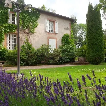 Charme Authentique Avec Cheminee Et Grand Parc Pres D'epinal, Avec Court De Tennis Et Recharge Electrique - Fr-1-589-514 Couette-café Aydoilles