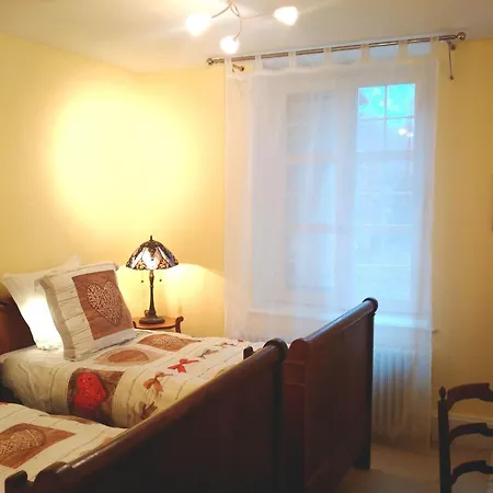 Bed & Breakfast Charme Authentique Avec Cheminee Et Grand Parc Pres D'epinal, Avec Court De Tennis Et Recharge Electrique - Fr-1-589-514